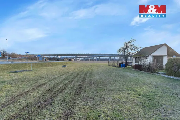 Prodej komerčního pozemku, Opatovice nad Labem, 8413 m2