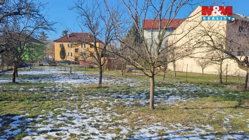 Prodej zahrady, Velká nad Veličkou, 812 m2