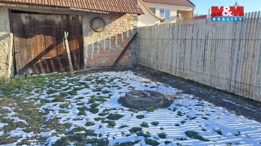 Prodej zahrady, Velká nad Veličkou, 812 m2