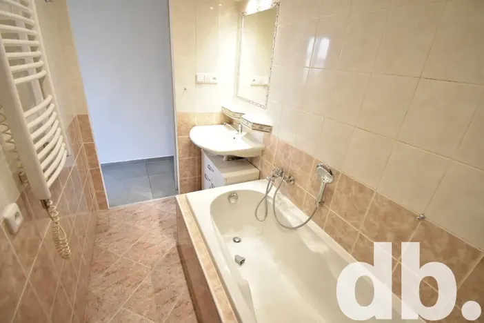 Prodej bytu 3+1, Chodov, U Porcelánky, 68 m2