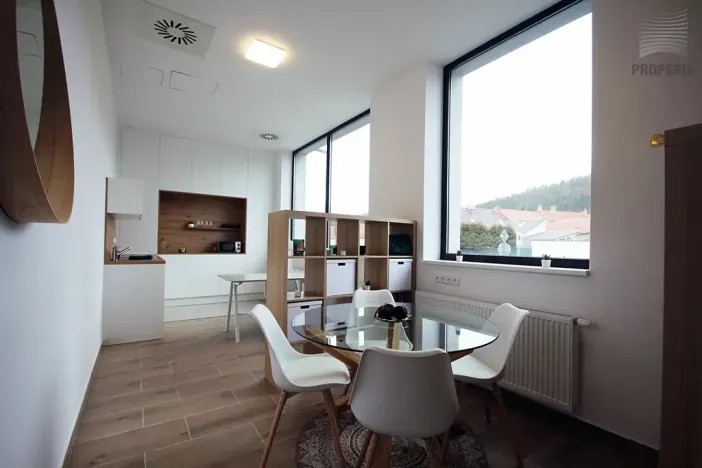 Pronájem obchodního prostoru, Kuřim, Tyršova, 31 m2