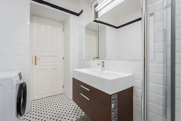 Pronájem bytu 2+kk, Praha - Bubeneč, Šmeralova, 51 m2
