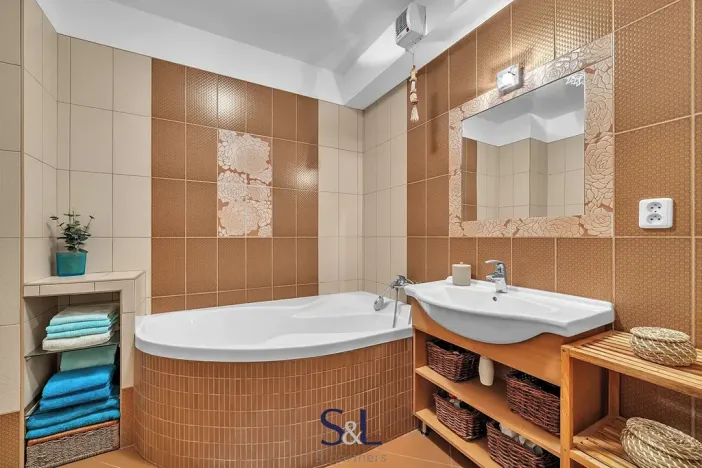 Prodej bytu 3+kk, Liberec, U Slunečních lázní, 96 m2