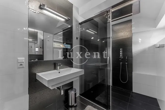 Prodej rodinného domu, Hrusice, U Potoka, 151 m2