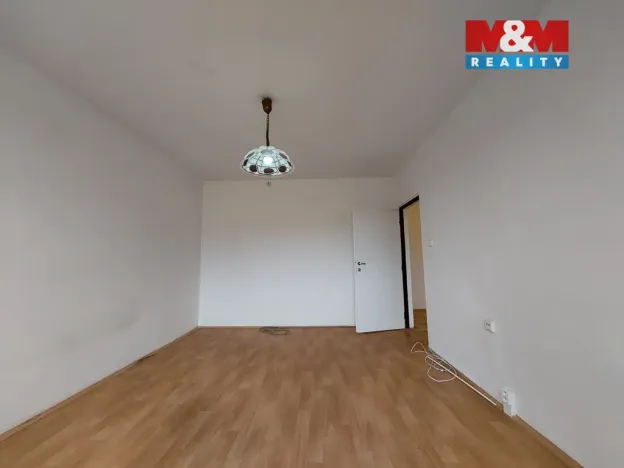 Prodej bytu 2+1, Klášterec nad Ohří, Školní, 50 m2