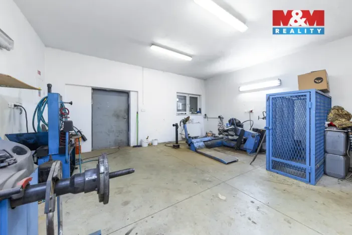 Prodej obchodního prostoru, Čebín, 500 m2