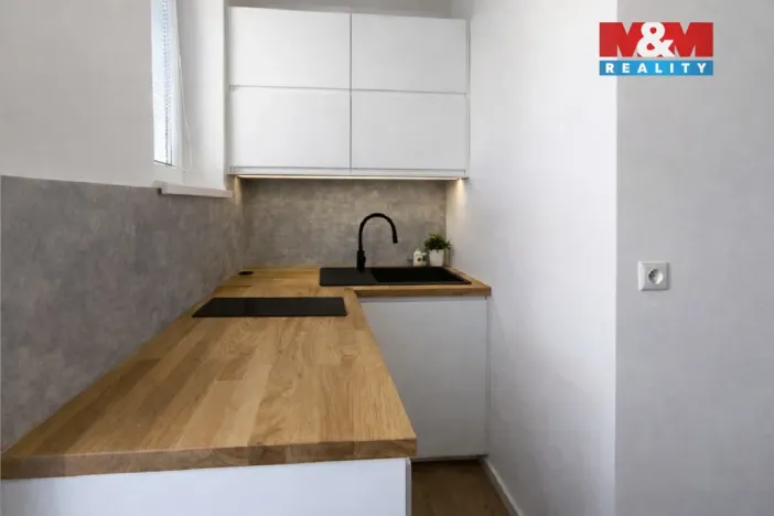 Prodej bytu 1+1, Havířov - Podlesí, Kosmonautů, 29 m2