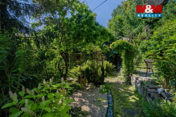 Prodej rodinného domu, Háje nad Jizerou - Loukov, 180 m2