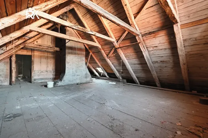 Prodej obchodního prostoru, Kolín, Pražská, 600 m2