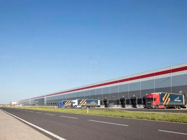 Pronájem skladu, Bílina, 13414 m2