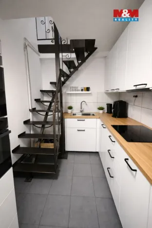 Prodej rodinného domu, Praha - Letňany, Velhartická, 178 m2