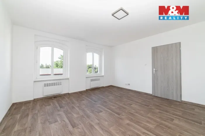 Pronájem bytu 1+1, Sokolov, Nádražní, 40 m2