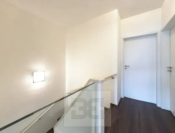 Pronájem rodinného domu, Praha - Dolní Měcholupy, Diblíkova, 102 m2