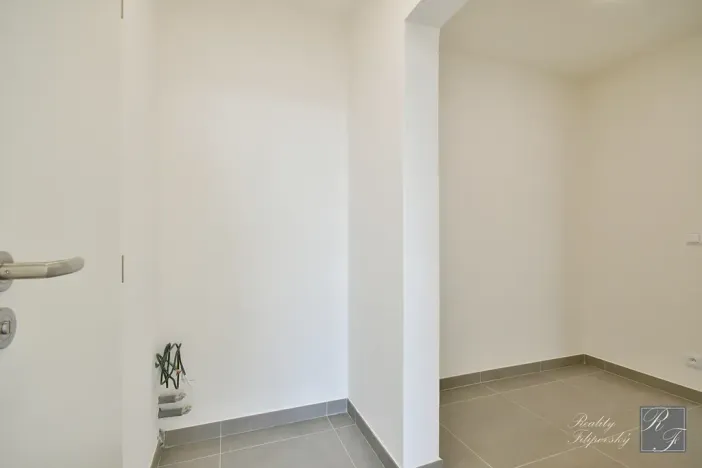 Prodej bytu 4+1, Praha - Čimice, Strážnická, 103 m2