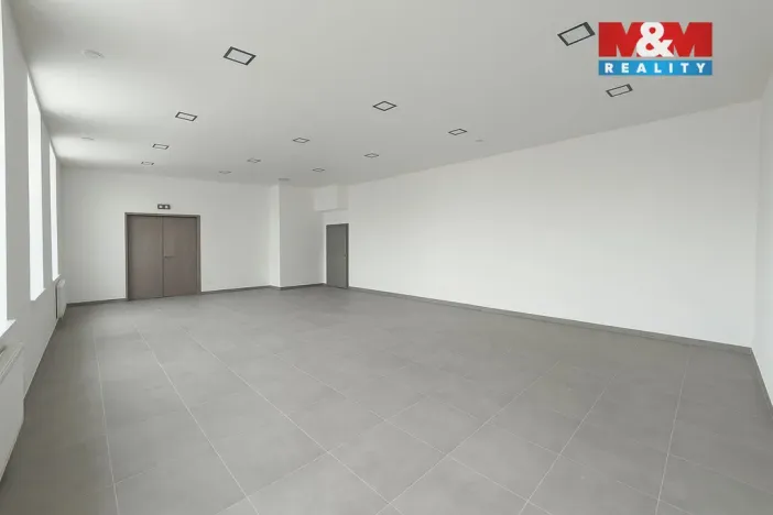 Pronájem obchodního prostoru, Hradec Králové - Kukleny, Pražská třída, 85 m2