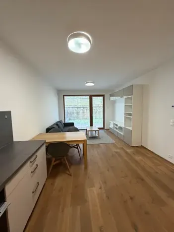 Prodej bytu 2+kk, Praha - Košíře, Naskové, 56 m2