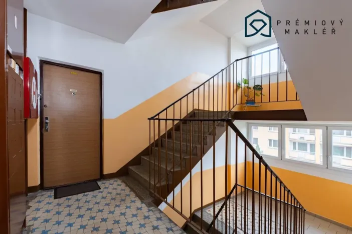 Prodej bytu 3+1, Bystřany, Pražská, 79 m2