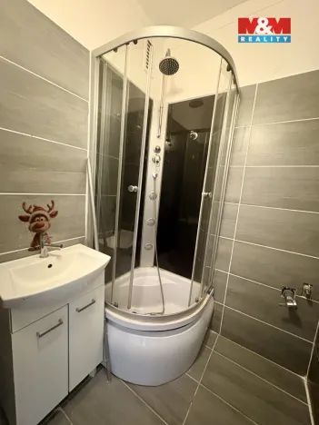 Pronájem bytu 2+1, Rumburk - Rumburk 1, Náměstí Dobrovského, 55 m2