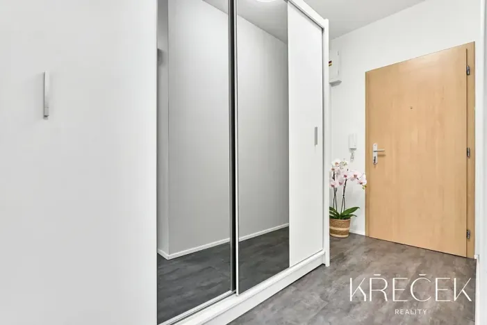 Pronájem bytu 2+kk, Třebíč, Kremláčkova, 49 m2