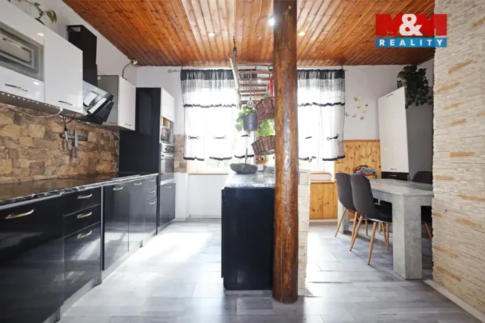 Prodej rodinného domu, Nejdek, Karlovarská, 190 m2