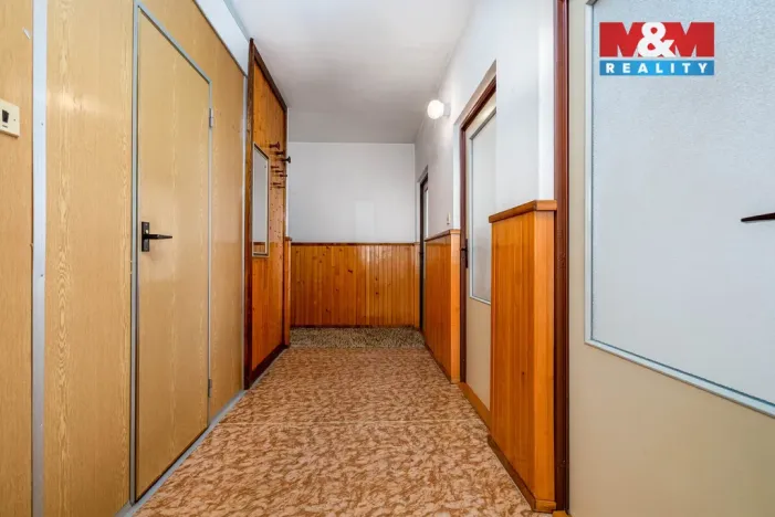 Prodej bytu 3+1, Hradec Králové - Nový Hradec Králové, třída Edvarda Beneše, 92 m2