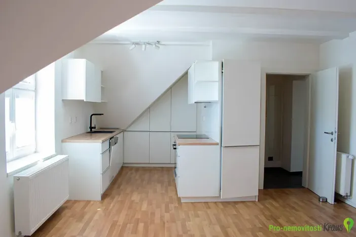 Prodej bytu 3+kk, Rokycany, U Plynárny, 76 m2