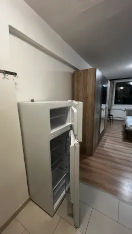 Pronájem bytu 1+kk, Praha - Radotín, Vrážská, 25 m2