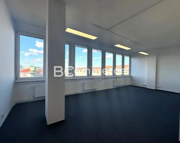 Pronájem kanceláře, Brno, Veveří, 61 m2
