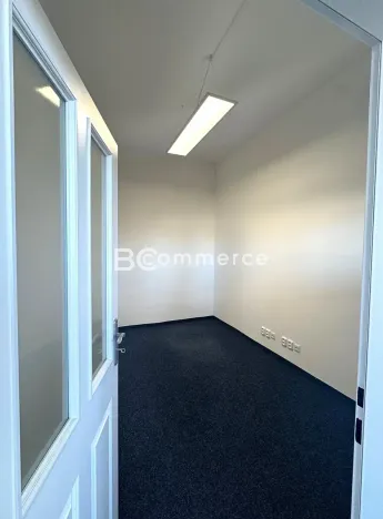 Pronájem kanceláře, Brno, Veveří, 61 m2