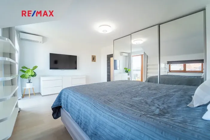 Prodej rodinného domu, Nupaky, Kruhová, 161 m2