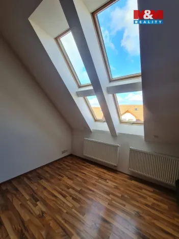 Pronájem bytu 1+kk, Velké Přílepy, Roztocká, 44 m2