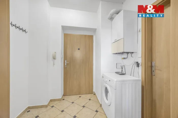 Pronájem bytu 2+kk, Modletice, 42 m2