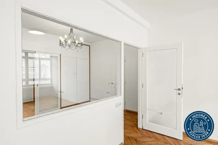 Prodej bytu 3+1, Praha, Soukenická, 99 m2