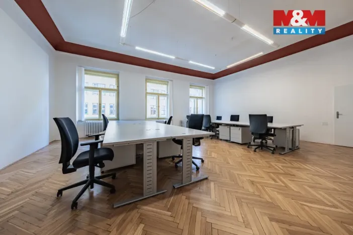 Pronájem kanceláře, Praha - Vinohrady, náměstí Míru, 92 m2