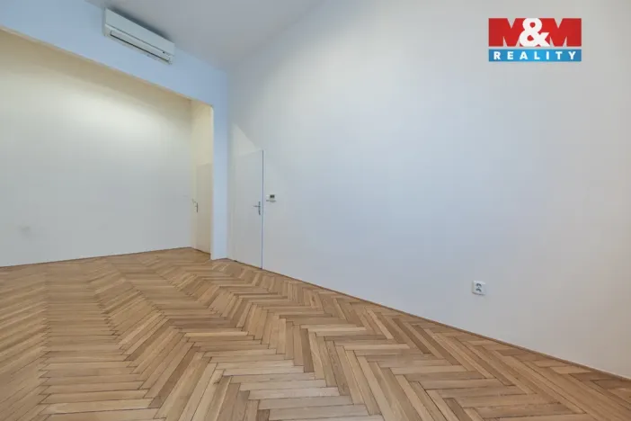 Pronájem kanceláře, Praha - Vinohrady, náměstí Míru, 74 m2