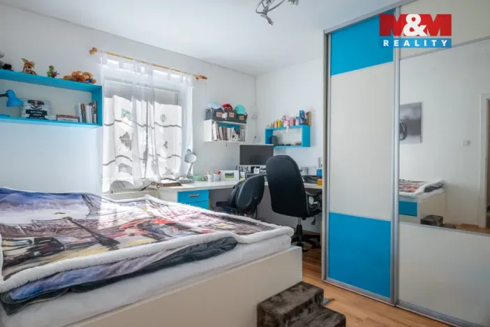 Prodej rodinného domu, Hajany, 285 m2