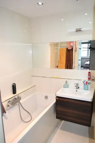 Prodej bytu 2+1, Cheb, V Zahradách, 56 m2