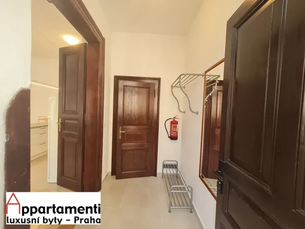 Pronájem bytu 2+kk, Praha - Nové Město, Štěpánská, 71 m2