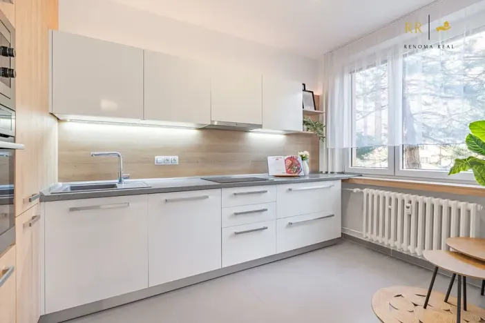 Prodej bytu 3+1, Brno, Krymská, 70 m2