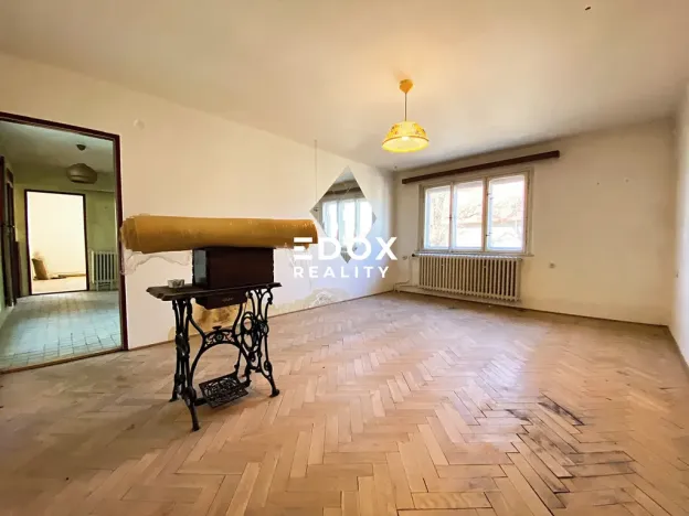 Prodej rodinného domu, Ořech, Karlštejnská, 174 m2