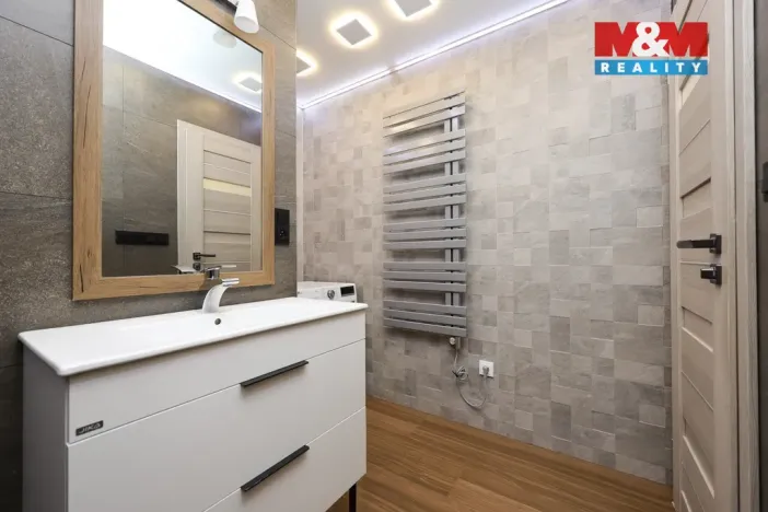 Prodej bytu 3+1, Šumperk, Finská, 72 m2