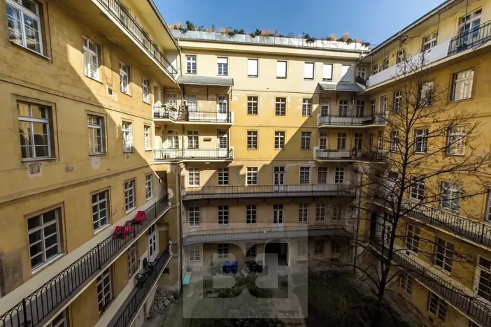 Pronájem bytu 2+kk, Praha - Nové Město, V jirchářích, 47 m2