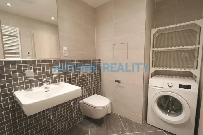 Prodej bytu 4+kk, Praha - Žižkov, Olšanská, 104 m2