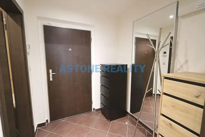 Pronájem bytu 2+kk, Praha - Žižkov, Olšanská, 59 m2