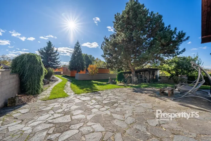 Prodej rodinného domu, Liběšice, 247 m2