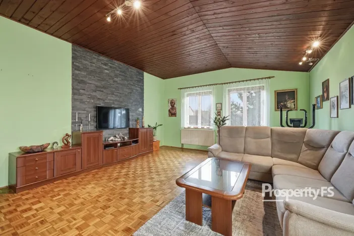 Prodej rodinného domu, Liběšice, 247 m2