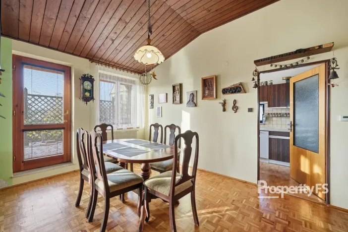 Prodej rodinného domu, Liběšice, 247 m2