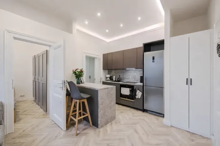 Pronájem bytu 2+kk, Praha - Bubeneč, U Sparty, 44 m2