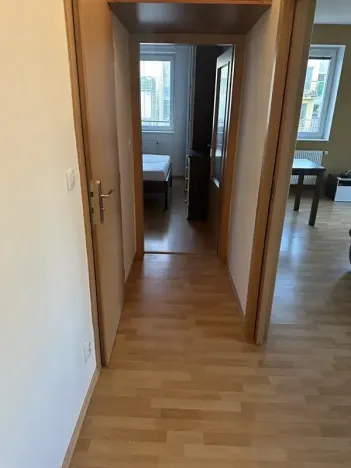 Pronájem bytu 2+kk, Praha - Řeporyje, Dělená, 56 m2