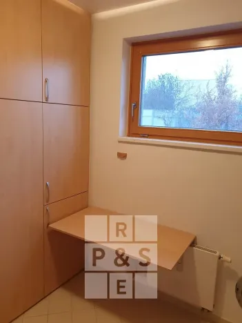 Pronájem bytu 3+kk, Praha - Liboc, Naardenská, 97 m2